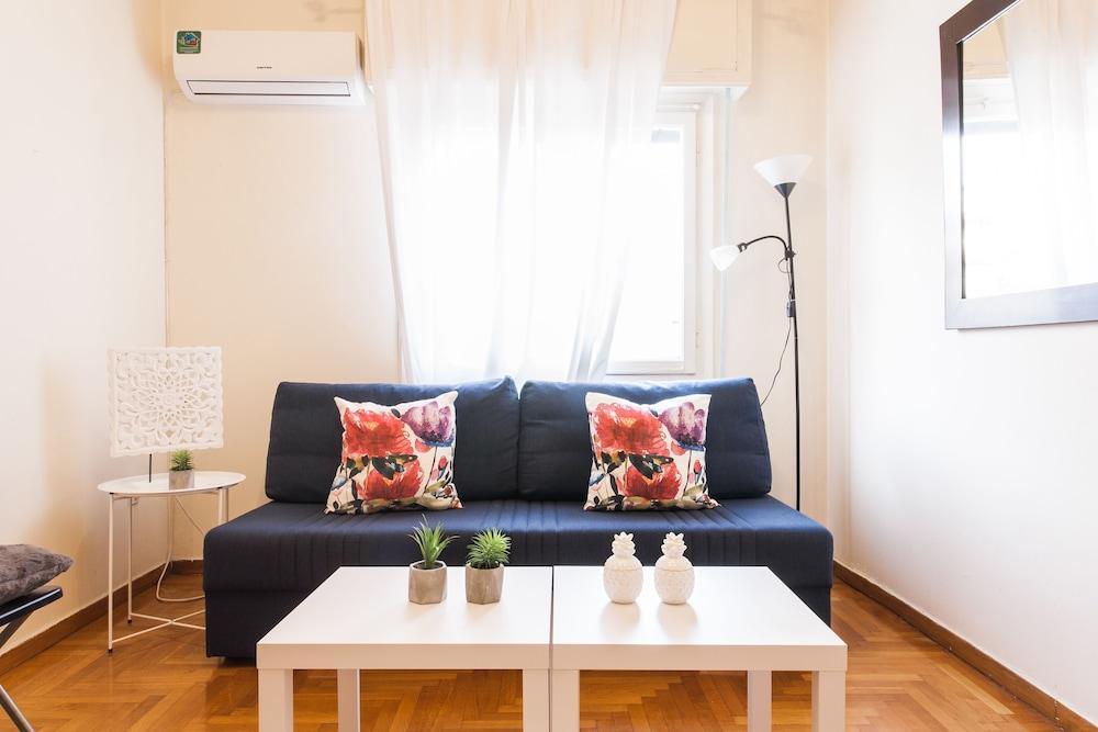 Acropolis Area Flat Apartment เอเธนส์ ภายนอก รูปภาพ